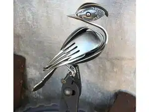 مجسمه فلزی زیابی پرنده با قاشق و چنگال مت ویلسون